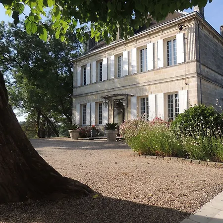 Hotel La D'o Sainte-Eulalie (Gironde)