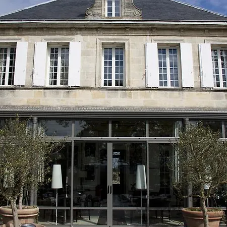 Hotel La D'o Sainte-Eulalie (Gironde)