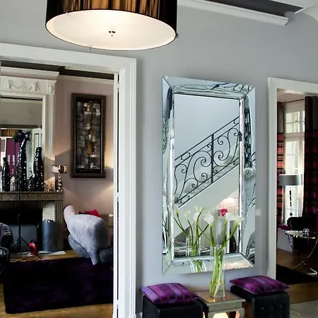 Hotel La D'o Sainte-Eulalie (Gironde)