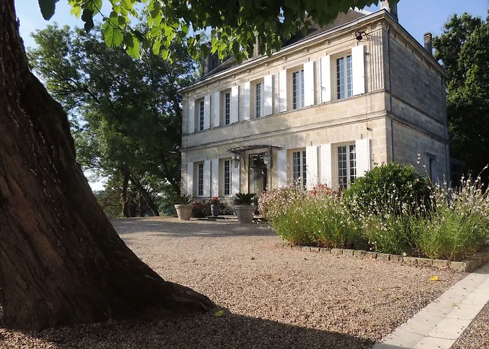 Hotel La D'o Sainte-Eulalie (Gironde)
